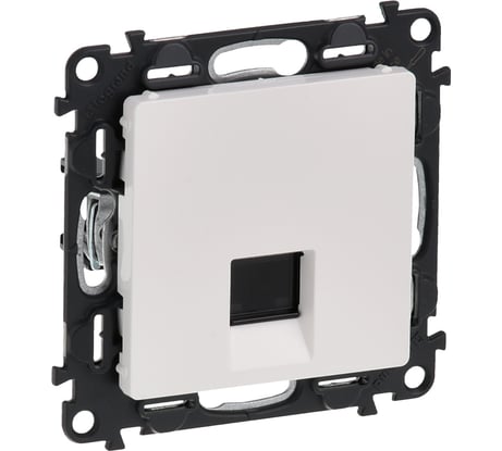 Информационная розетка Legrand Valena LIFE одиночная RJ45 Кат.5е UTP.С лицевой панелью.Белая 753440