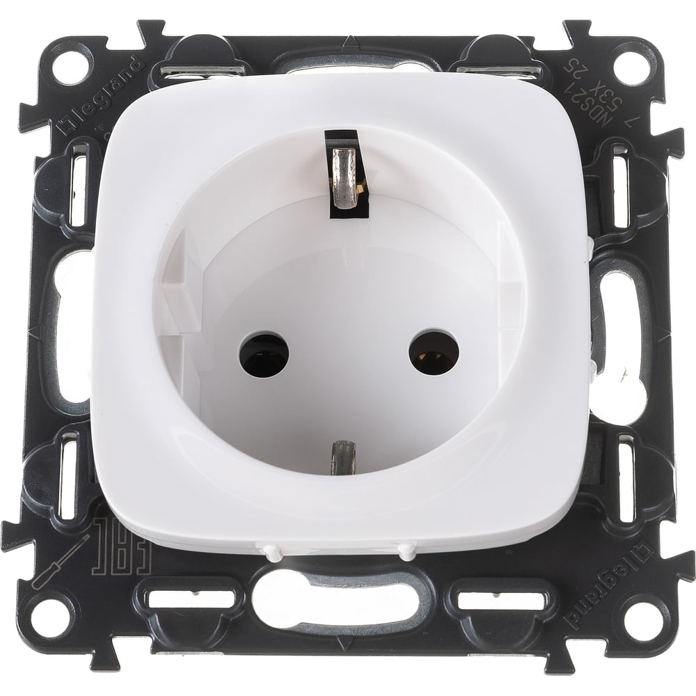Силовая розетка Legrand Valena ALLURE 2К+З 16А 250В.Винтовые зажимы ...