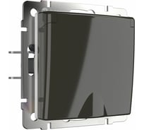 Розетка WERKEL, W1171207, влагозащищенная, с заземлением, с защитными шторками, серо-коричневый a050839