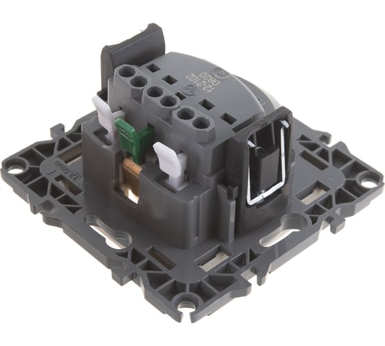 Розетка ЭРА 12-2102-02 2P+E Schuko со шторками, 16A-250В, IP20, слоновая кость Б0014688