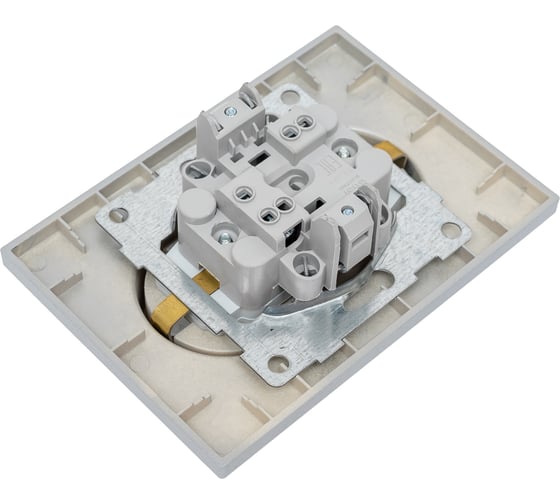 Механизм розетки GUSI Electric GUSI UGRA 2-ой с/з с з/ш, скрытая установка, 16А, 250В Цвет серебро C11Р6-004
