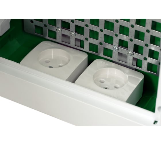 Встраиваемый корпус Systeme Electric City9 box it с прозрачной дверцей, 3 ряда/36 модудей, 2 розетки EZ9E312S2FIT