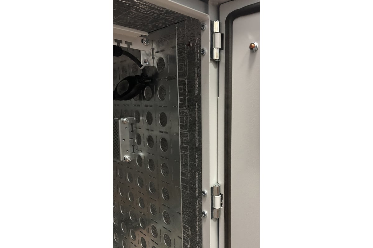 Шкаф уличный всепогодный настенный 9u 600х500 передняя дверь вентилируемая