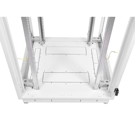 Телекоммуникационный напольный шкаф ЦМО 47U, 800x800, дверь металл ШТК-М-47.8.8-3ААА