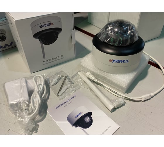 Wi fi камера видеонаблюдения Trassir TR-W2D5 v2 2.8 УТ-00048500