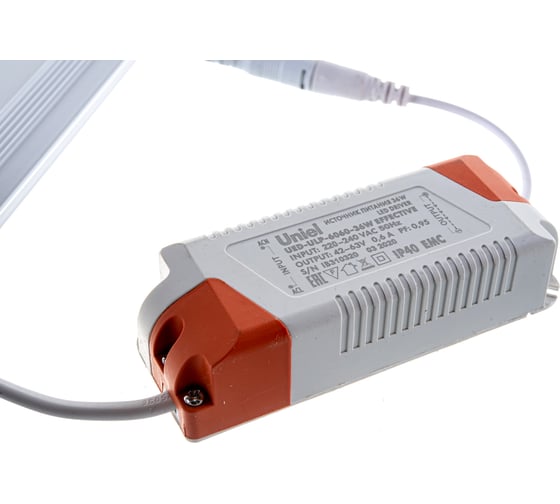 Потолочный встраиваемый светильник Uniel ULP-6060-36W/6500K EFFECTIVE WHITE. UL-00004669