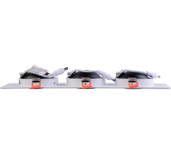 Светильник De Markt Круз 3*7W LED 220 V 637016003