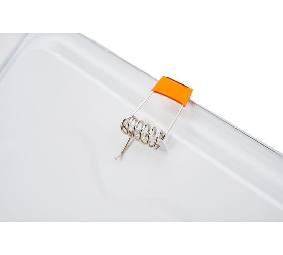 Светодиодный квадратный светильник ЭРА LED 2-18-6K LED 18W 220V 6500K Б0019839