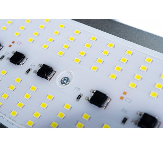 Светодиодный прожектор APEYRON строительный, 220 В, 80 Вт, SMD 2835 05-28