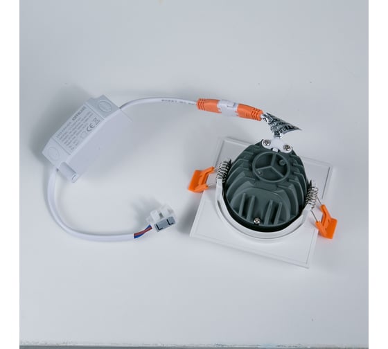 Встраиваемый светильник Citilux Альфа, белый+черный LED 7Wх3500K CLD001KNW4