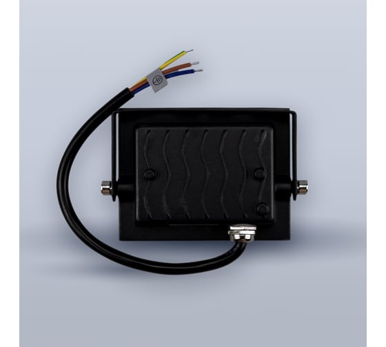 Светодиодный прожектор тонкий Eleganz LUX 10W теплый 3000К 220V 1202