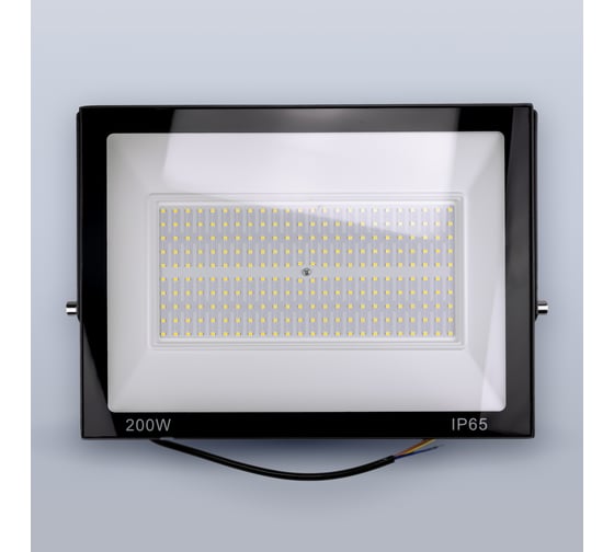 Светодиодный прожектор тонкий Eleganz LUX 200W холодный 6000К 220V 1214