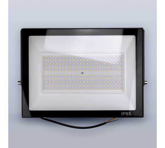Светодиодный прожектор тонкий Eleganz LUX 300W холодный 6000К 220V 1218