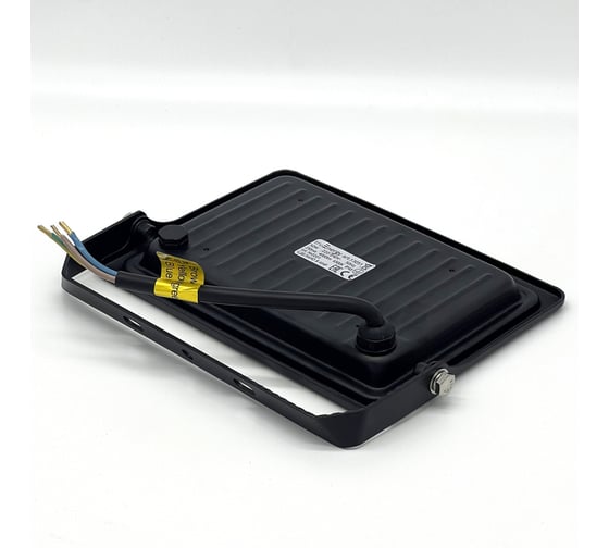 Светодиодный прожектор truEnergy IP65 50W 6500K 4000Lm 207x163x32 мм черный алюминий 13051