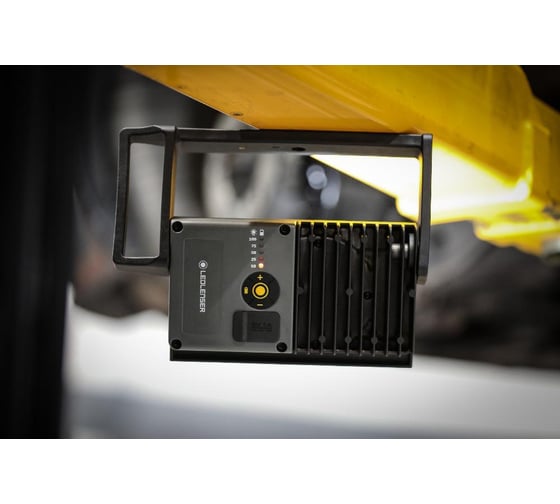 Светодиодный фонарь LED Lenser IF4R, 2500 лм., аккумулятор 502001