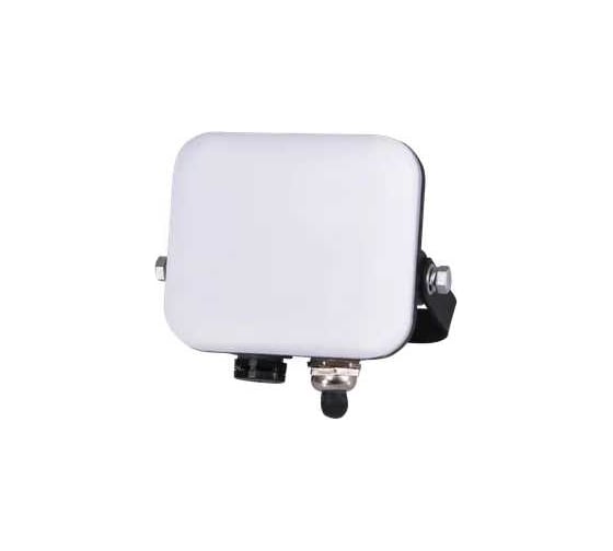Прожектор светодиодный EKF СДО-4001 10 Вт, 4000 К, IP65, с равномерной засветкой LUMA FLL-4001-10-4000
