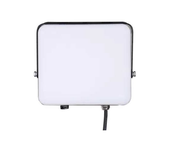 Прожектор светодиодный EKF СДО-4004 50 Вт, 4000 К, IP65, с равномерной засветкой LUMA FLL-4004-50-4000