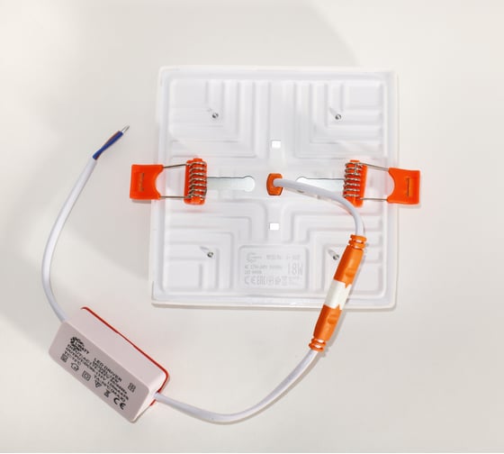 Светильник встраиваемый I-WATT LED 18Вт 6400К 1800Лм 175-240V (квадратный) i-16128