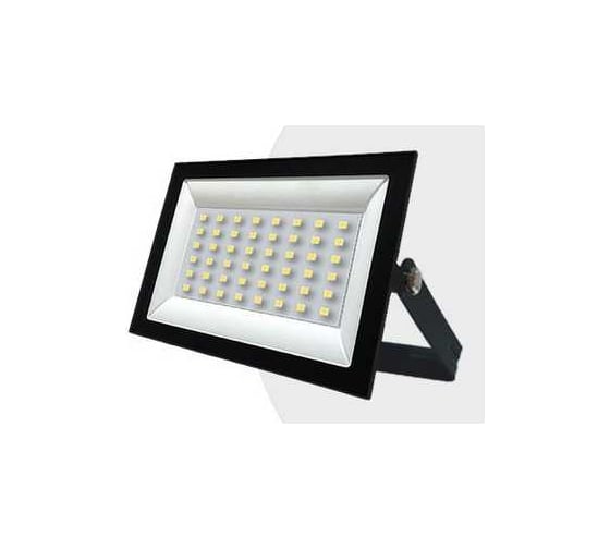 Прожектор FL-LED Light-PAD 50W Black 4200К 4250Лм 50Вт AC220-240В 145x112x30мм 270г 607904 1