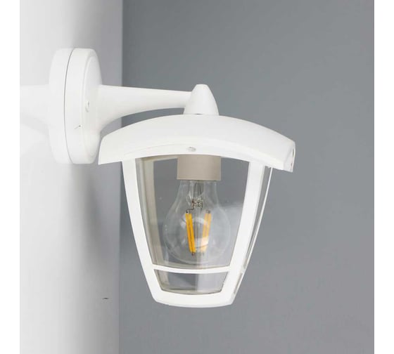 Фасадный светильник General Lighting Systems Пушкинский малый (185*165*225), GWL-E27-M-IP65, патрон Е27, под лампу до 50Вт, направление лампы вниз, корпус пластик + стекло, белый 662497