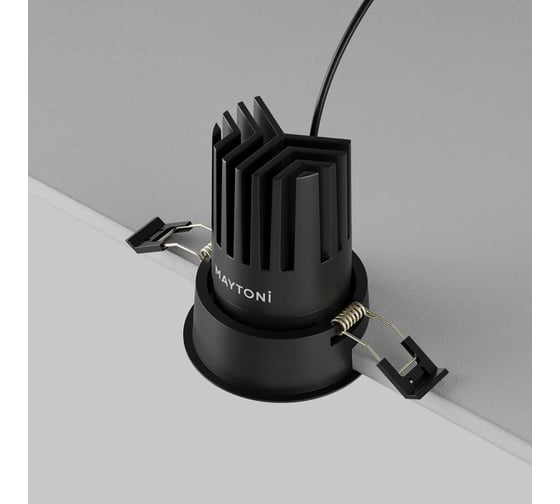Встраиваемый светильник Maytoni DL117-15W-4K-B