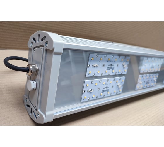 Светодиодный светильник КХЭМ KXM-LED-/21700лм/4000К-5000К/760x140x150мм TERRA 160Вт