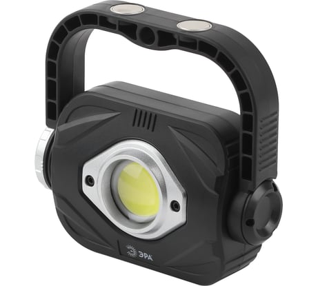 Светодиодный фонарь прожектор ЭРА PB-701 на батарейках 3хАА 5Вт с ручкой на магните Б0052316