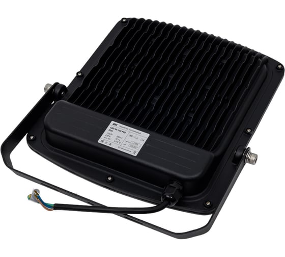 Прожектор IEK LED СДО 08-100 PRO 40x90град 5000К IP65 черный LPDO8-01-100-40-90-50-K02