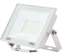 Светодиодный прожектор REXANT LED 50 Вт 4000 Лм 2700 K белый корпус 605-035