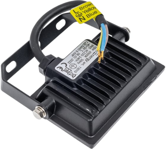 Светодиодный прожектор truEnergy IP65 10W 6500K 800Lm 111x98x22 мм черный алюминий 13010