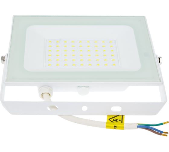 Светодиодный прожектор truEnergy IP65 50W 6500K 4000Lm 207x170x22 мм белый алюминий 13150
