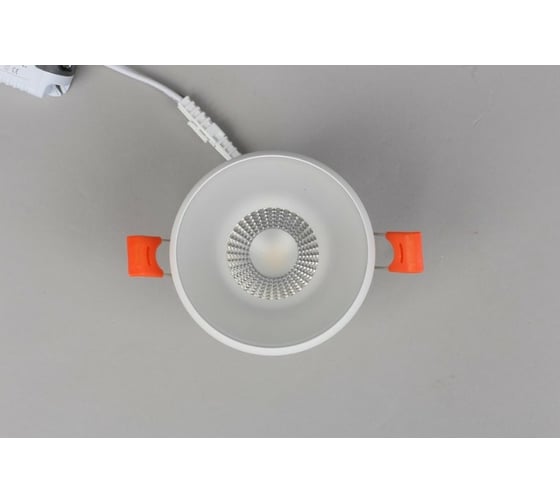 Встраиваемый светильник Omnilux OML-102809-06