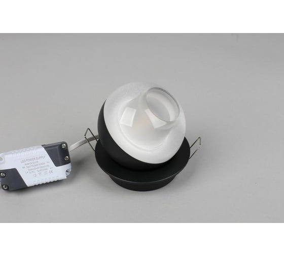Встраиваемый светильник Omnilux OML-103019-08
