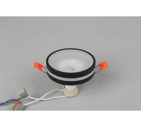 Встраиваемый светильник Omnilux OML-102719-01