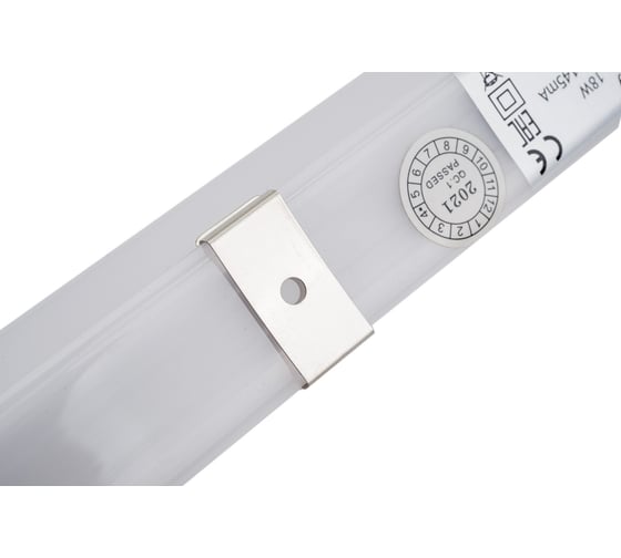 Светодиодный линейный накладной светильник truEnergy IP65 18W 4000K 600мм 1530Lm белый пластик 11001