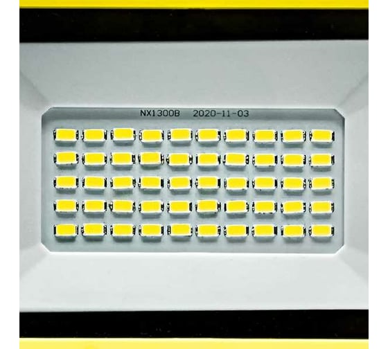 Аккумуляторный рабочий фонарь TROTEC PWLS 15-20V 4455000115