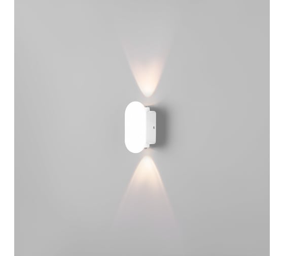 Настенный светодиодный светильник Elektrostandard mini light 35153/d белый a060880