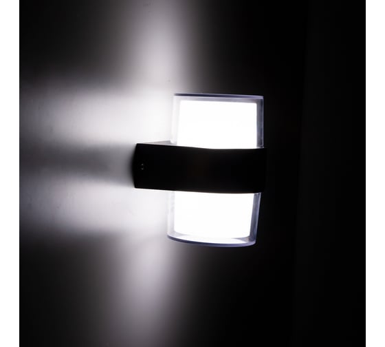 Уличный настенный светильник Citilux LED CLU0009R