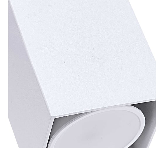 Накладной светильник truEnergy под лампу GU10 65x65xH70 IP20 белый/алюминий 21351