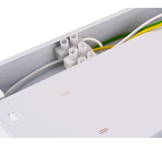 Светодиодный светильник, корпус под LED 2x9Вт, 220В Ultraflash LML-0403-11 C01 12276