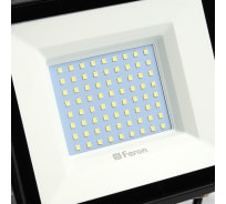 Светодиодный прожектор Feron IP65 100W 6400K LL-922 32103
