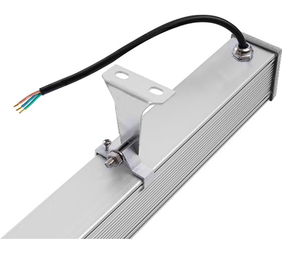 Светодиодный линейный прожектор FERON LL-889 18LED 6400К, 1000х40х48mm, 18W 85-265V, IP65 32200