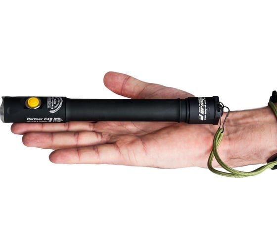 Светодиодный фонарь Armytek Partner C4 Pro v3, 2300 лм, аккумулятор F03102SC