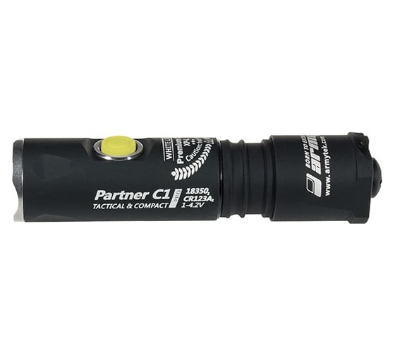 Светодиодный фонарь Armytek Partner C1 Pro v3, 740 лм, 1-CR123A F02802SW