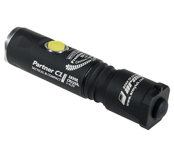 Светодиодный фонарь Armytek Partner C1 Pro v3, 800 лм, 1-CR123A F02802SC