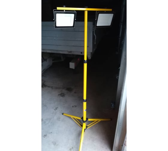 Стойка для прожекторов Ultraflash FS-001 13340 - выгодная цена, отзывы ...