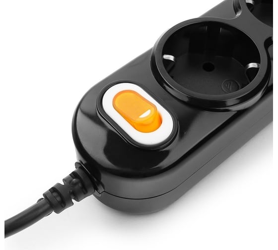 Удлинитель Power Cube PC 3м 3р с/з, с выкл. черн 16А/3,5кВт PC-Y-4-3S-3