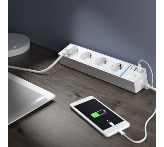 Розеточный блок 4-х местный + 3 USB WERKEL W6514901 белый a051460