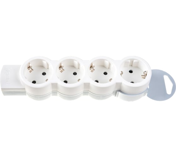 Многорозеточный блок Legrand''Стандарт'' 4 x 2К+З с кабелем длиной 5 м 695008