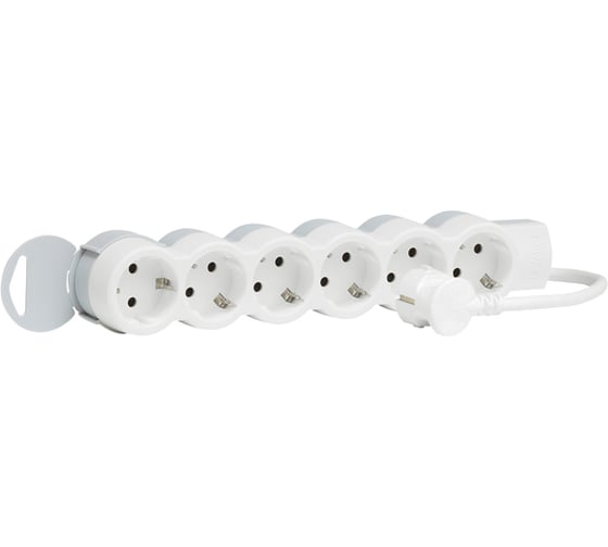 Многорозеточный блок Legrand''Стандарт'' 6 x 2К+З с кабелем длиной 1,5 м 695016